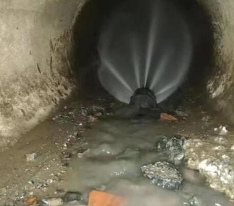 焉耆市政管道清淤